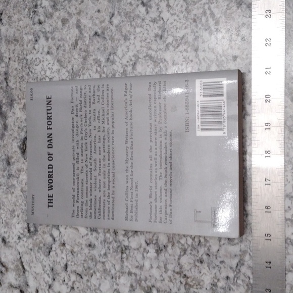 Fortunes World Michael Collins - Book - Picture 3 of 9